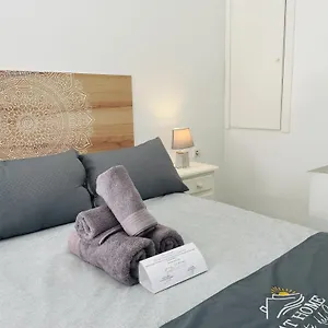 https://estudio-jimena-burriana-en-el-centro-de-nerja.hotelsinnerja.org